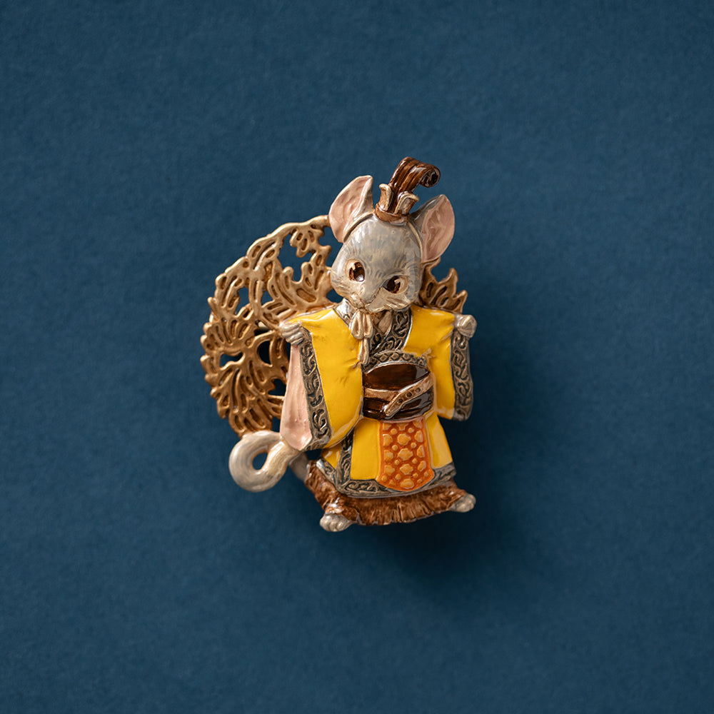 「十二国記」ブローチ<楽俊・二>(帯留め金具付き)