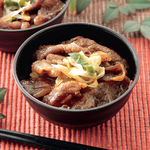 【産直】佐賀牛すき焼き丼セット（４個入）(日・佐賀冷凍食品株式会社)（週刊新潮DM紹介）